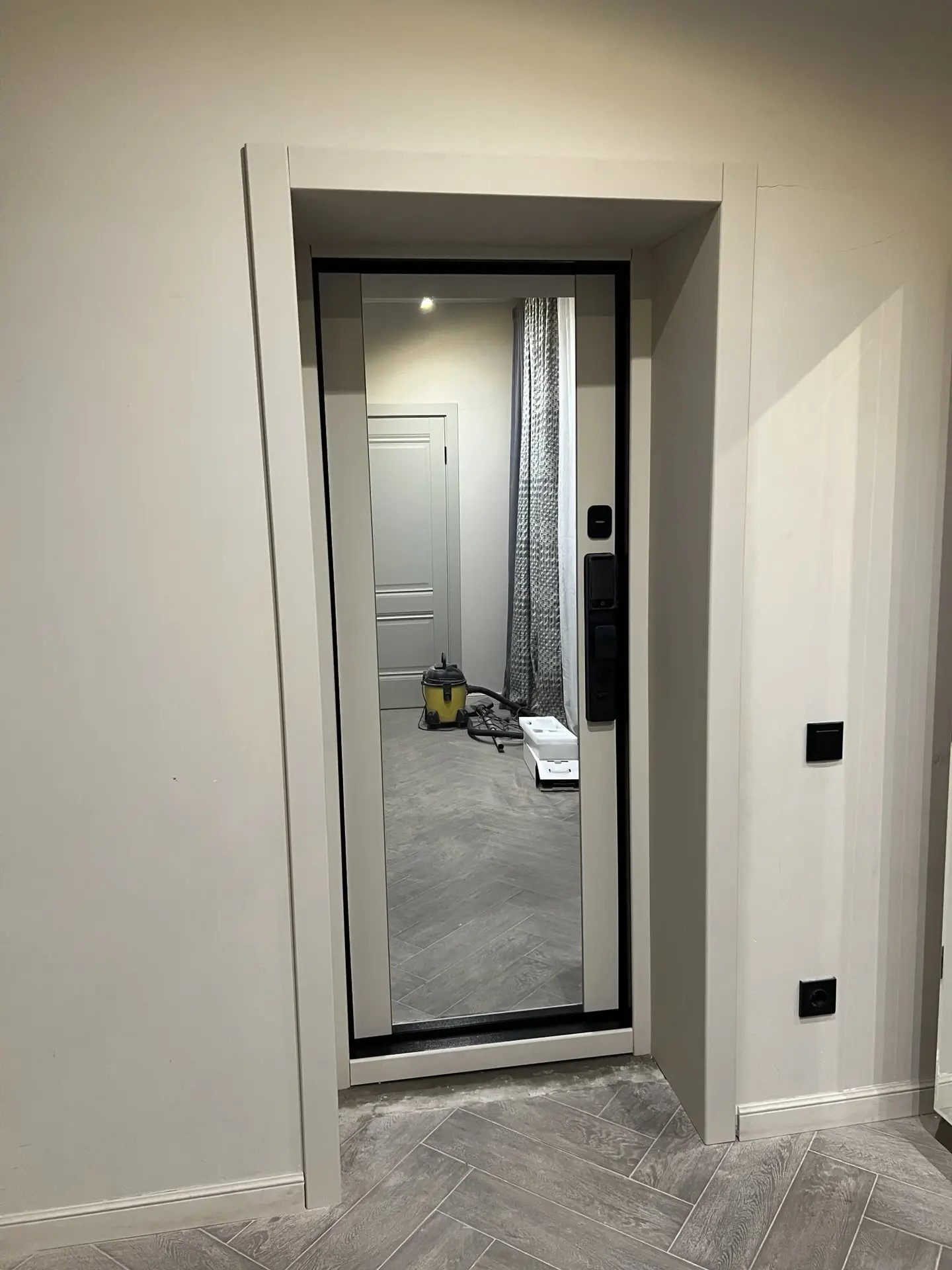 Установка двери Door Strong — работа 35